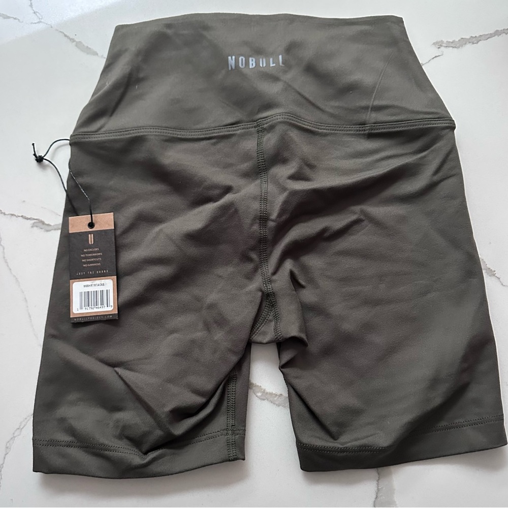 NOBULL 4” shorts